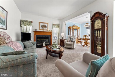 924 Trellis Ln, West Chester, PA 19382 - photo 7