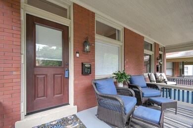 Entry/Porch