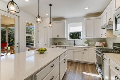 811 Saratoga Ln, Georgetown, TX 78633 - photo 6