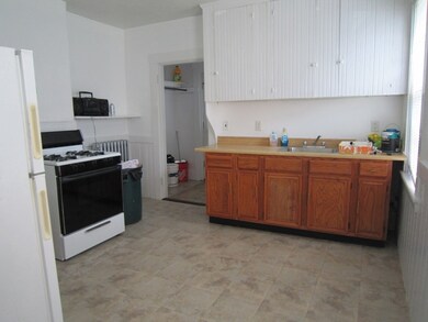 34 Brown St unit 1, Waltham, MA 02453 - photo 3