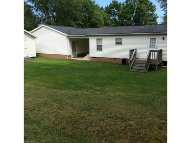 46301 Kelly Ave, East Liverpool, OH 43920 - photo 3