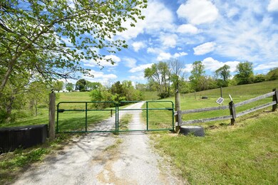 933 A T Dean Rd, Harrodsburg, KY 40330 - photo 2