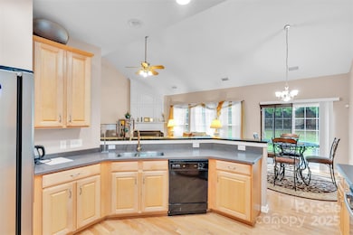 2014 Arbor Crest Ct, Charlotte, NC 28262 - photo 6