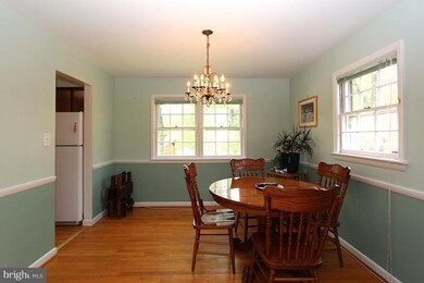 2212 Casemont Dr, Falls Church, VA 22046 - photo 6