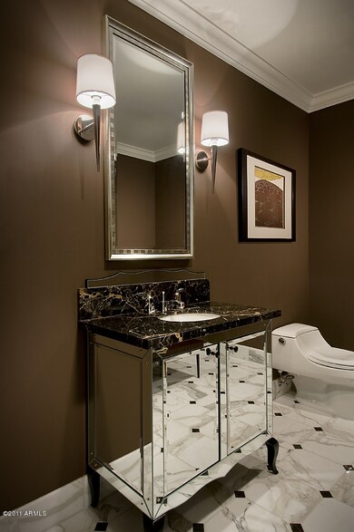Powder room