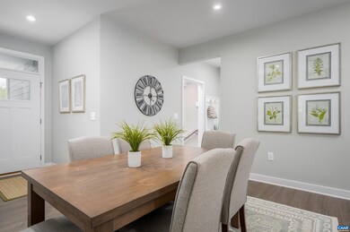 908 Marsac St, Charlottesville, VA 22901 - photo 7