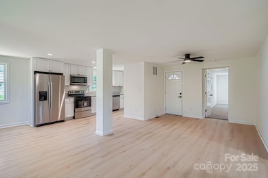 1406 Shepard St, Kannapolis, NC 28083 - photo 2