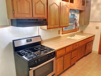 1806 Lowell Ave, Anderson, IN 46011 - photo 7