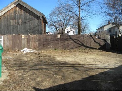 134 N Main St unit D, Rochester, NH 03867 - photo 4