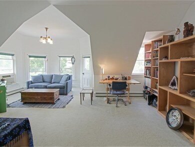 18 Clarke St unit 3, Burlington, VT 05401 - photo 7