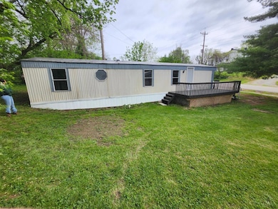 107 N Elm St, Georgetown, OH 45121 - photo 3