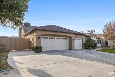 12411 Riverfront Park Dr, Bakersfield, CA 93311 - photo 4
