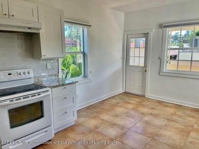 Kitchen/Dining Area