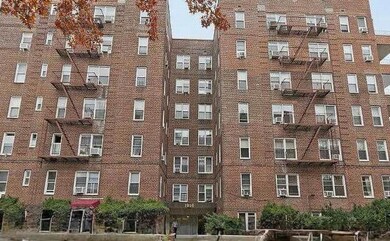 2800 Coyle St unit 201, Brooklyn, NY 11235 - photo 2