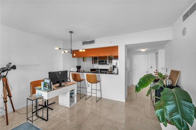 1800 Club unit 3304, Miami, FL 33132 - photo 7