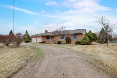4-web-or-mls-W Jefferson Ave-002