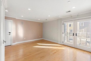 881 E 2nd St unit 10, Boston, MA 02127 - photo 5