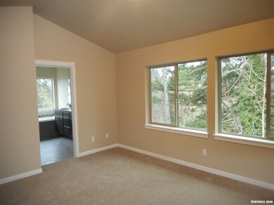 3833 10th St, Hubbard, OR 97032 - photo 5