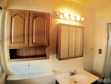 2119 Frances Ave, Elkhart, IN 46517 - photo 6