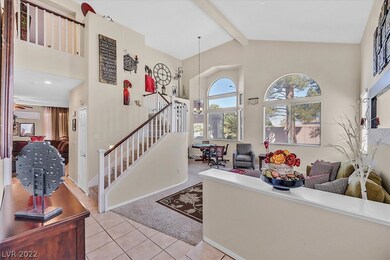 Entry/Living Room