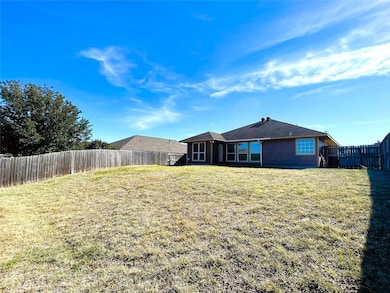 407 Laney St, Brenham, TX 77833 - photo 3