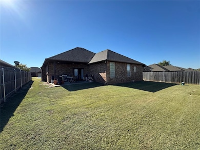 1112 Ariana St, Shawnee, OK 74804 - photo 4