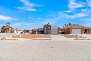 420 von Bargen Dr, Horizon City, TX 79928 - photo 2