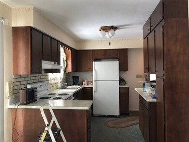 3041 Aberdeen Ave, Erie, PA 16506 - photo 2