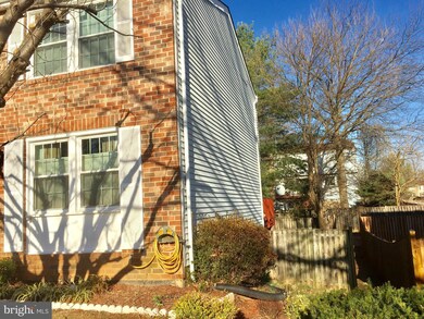 1359 Elm Grove Cir, Silver Spring, MD 20905 - photo 3