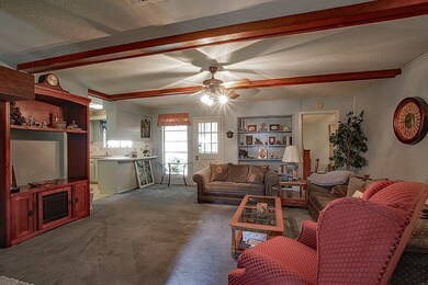 7230 Leaning Oak Dr, Houston, TX 77088 - photo 5