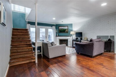 Fabulous open floor place with tons of natural lig