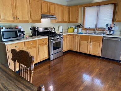 940 Ivanhoe Ln, Dyer, IN 46311 - photo 5