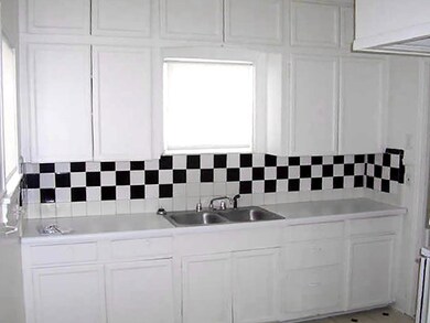 1507 Enid St unit B, Houston, TX 77009 - photo 4