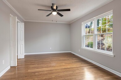 1104 Fieldstone Dr, Hixson, TN 37343 - photo 6