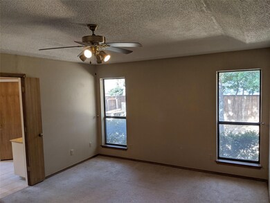 204 Bremen Dr, Hurst, TX 76054 - photo 4