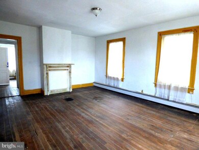 20105 Fisher Ave, Poolesville, MD 20837 - photo 4