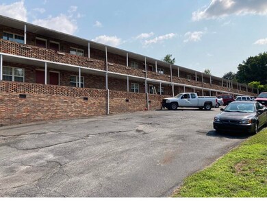 1112 King Springs Rd, Johnson City, TN 37601 - photo 2