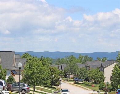 303 Summitbluff Dr, Greenville, SC 29617 - photo 2