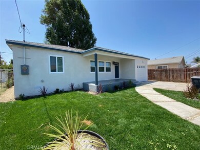 812 W Arbutus St, Compton, CA 90220 - photo 5