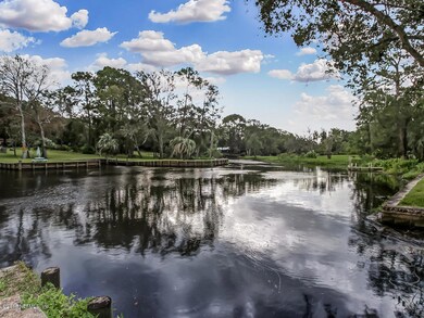 4961 Dian Wood Dr E, Jacksonville, FL 32210 - photo 2