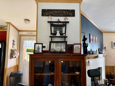 663 E Sangerville Rd, Sangerville, ME 04479 - photo 6