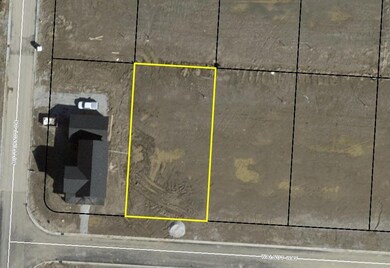 2225 Walnut Way Outline