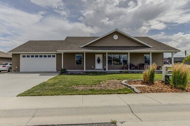 3202 Twin Creek Trail Ave, Cody, WY 82414 - photo 5