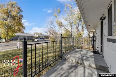 1417 Jim Bridger Ave, Casper, WY 82604 - photo 4