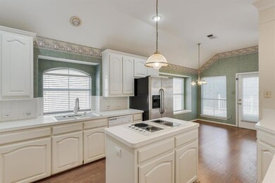 2436 Aberdeen Dr, Bedford, TX 76021 - photo 6