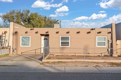 500 John Dr, Los Lunas, NM 87031 - photo 2