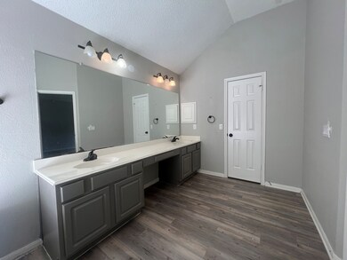 3906 Greenwood Dr, Pearland, TX 77584 - photo 6