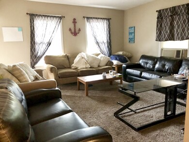 193 W Central St unit 3, Franklin, MA 02038 - photo 4