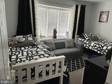 1517 Cromwell Dr, Reading, PA 19610 - photo 5