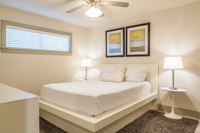 4300 Rosslyn Rd unit 12, Houston, TX 77018 - photo 5